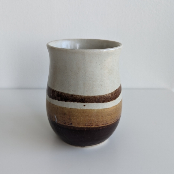 Vintage cream and brown waves Stoneware mug - Picture 4 of 12